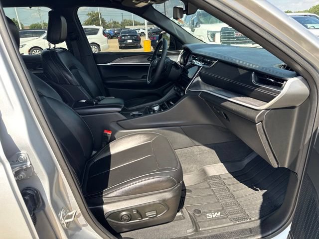 Used 2024 Jeep Grand Cherokee L Limited w/ Luxury Tech Group II AWD/4WD image 30