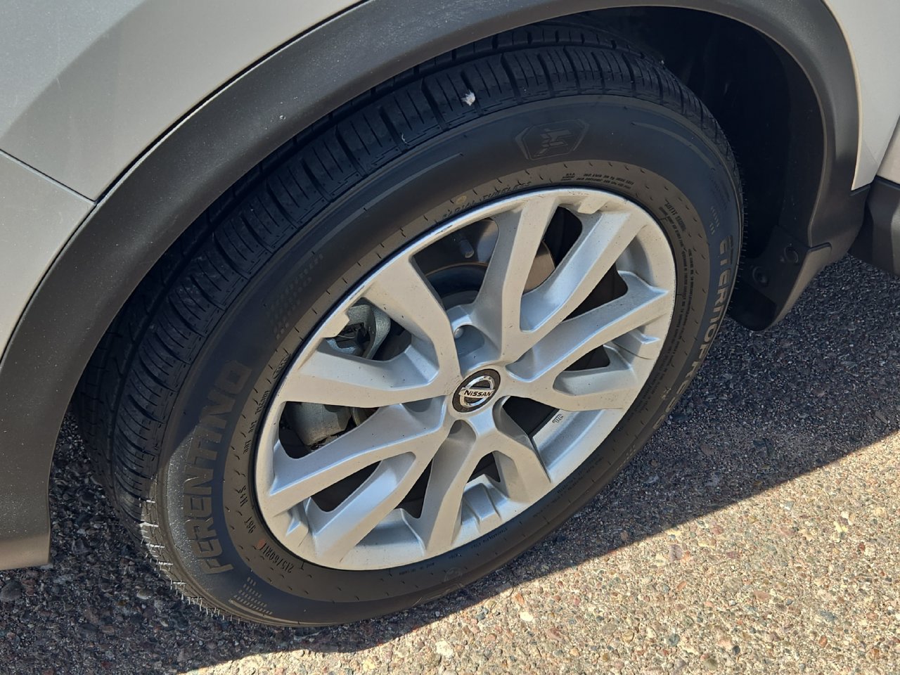 Used 2021 Nissan Rogue Sport SV FWD image 25