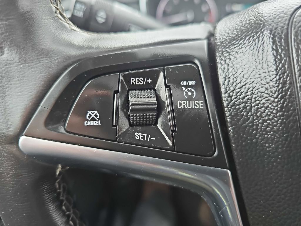 Used 2018 Buick Encore Essence image 36