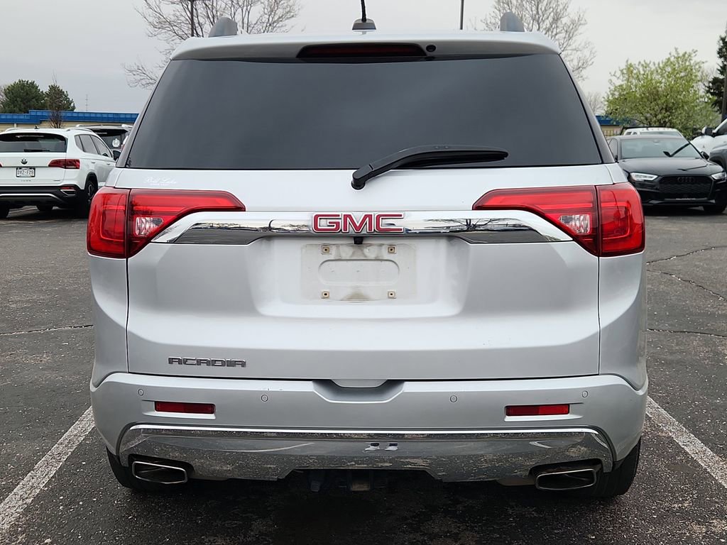 Used 2017 GMC Acadia Denali w/ Technology Package image 4