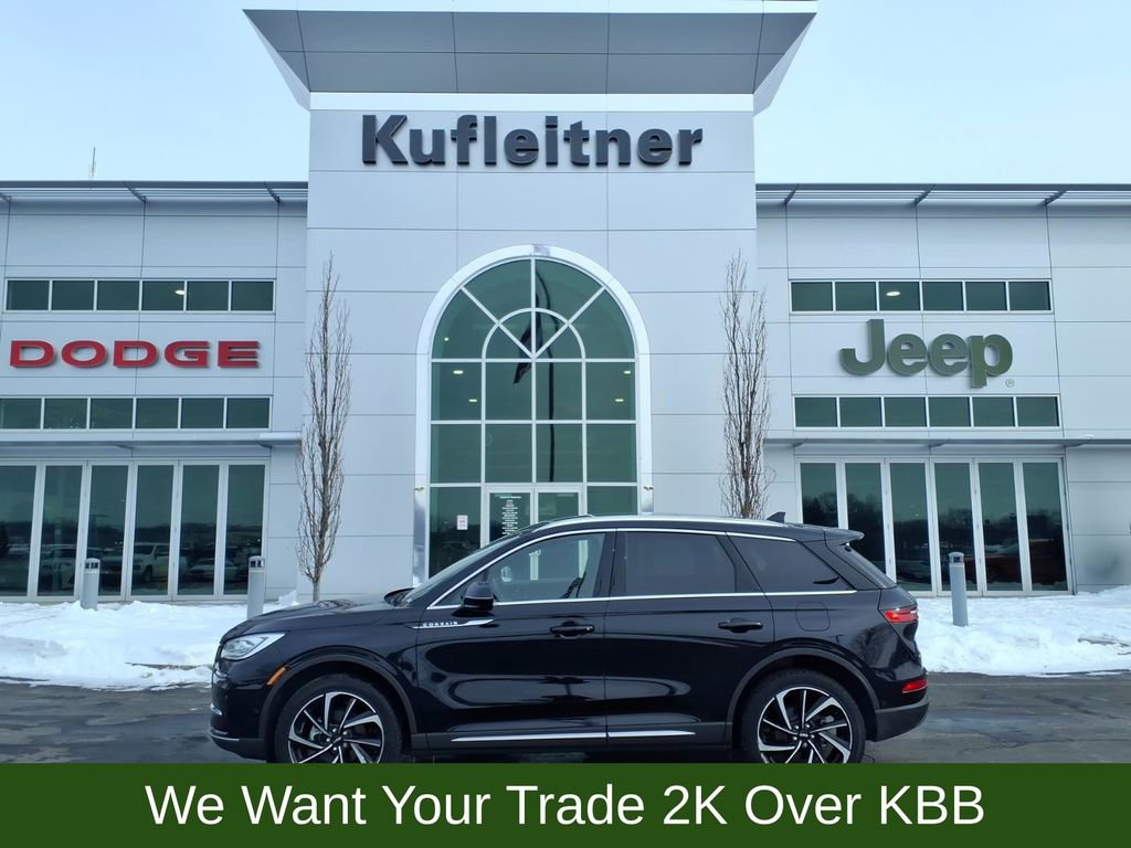 Used 2023 Lincoln Corsair Reserve w/ Equipment Group 202A image 1