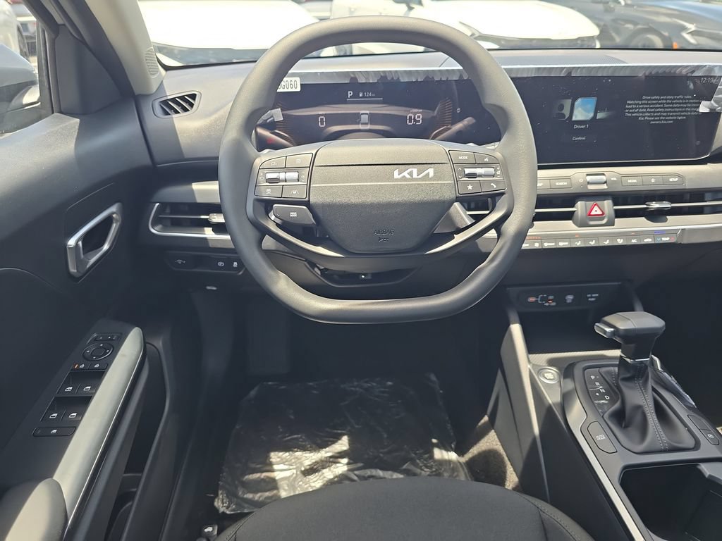 New 2026 Kia K4 FWD image 13