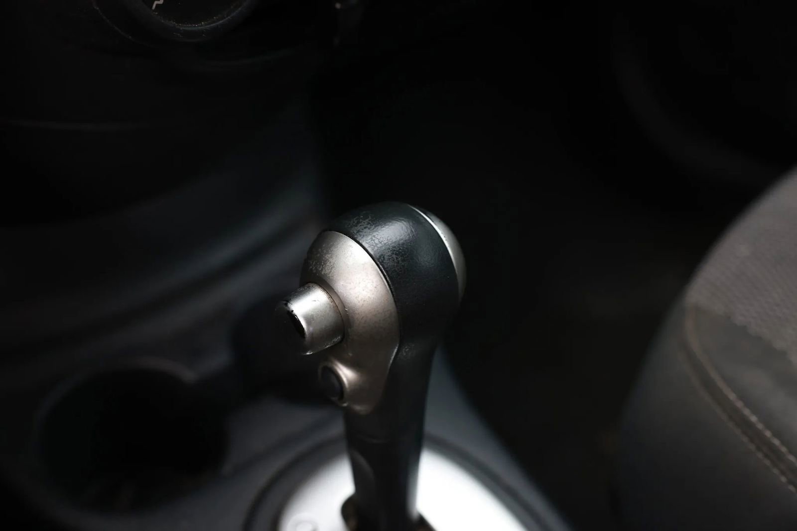 Used 2014 Nissan Versa SV image 34