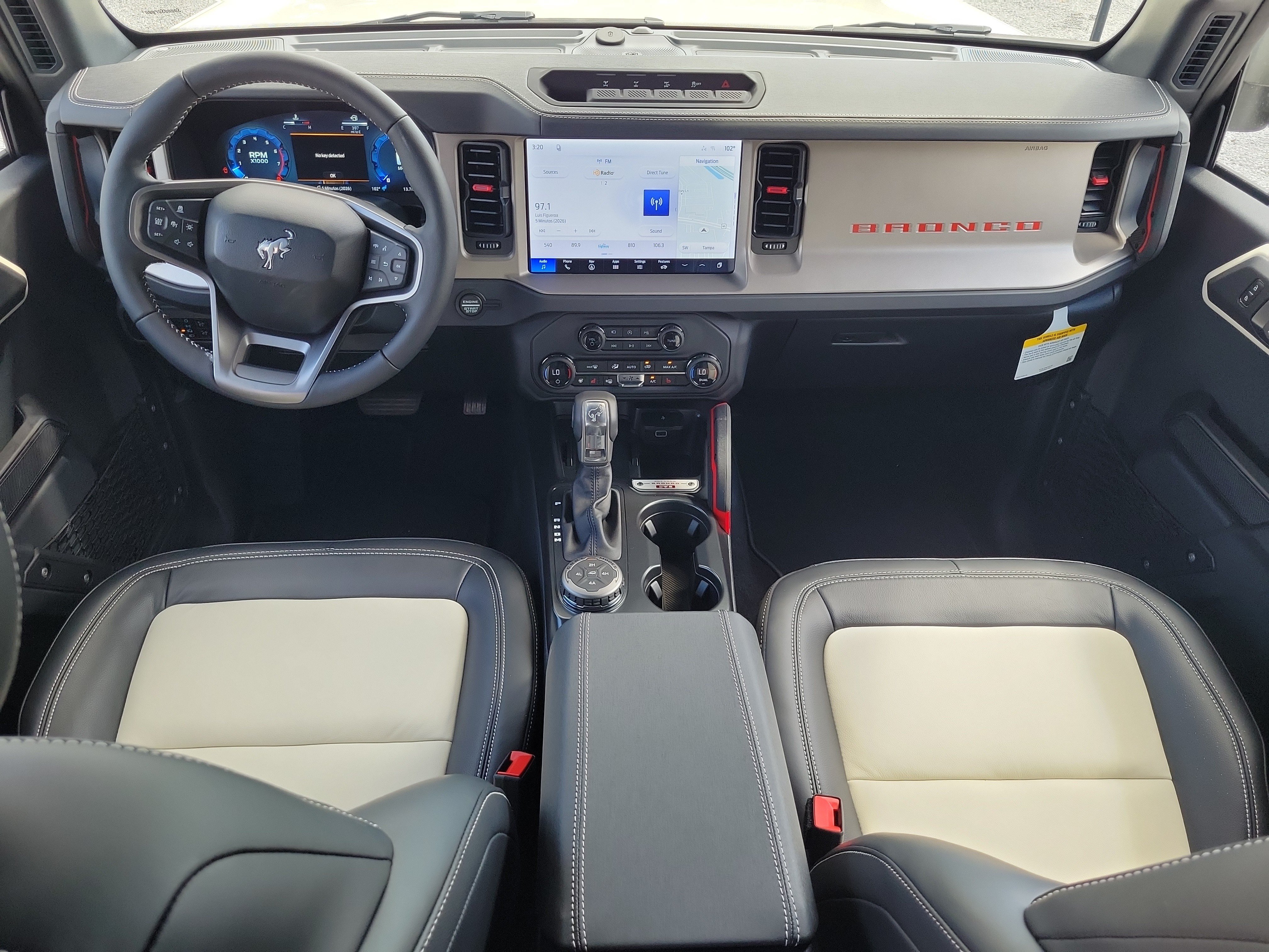 New 2026 Ford Bronco Outer Banks w/ Sasquatch Package AWD/4WD image 12