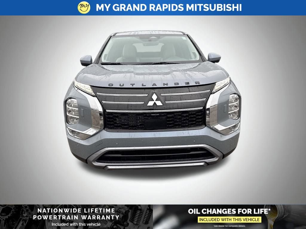 New 2026 Mitsubishi Outlander SE video 2