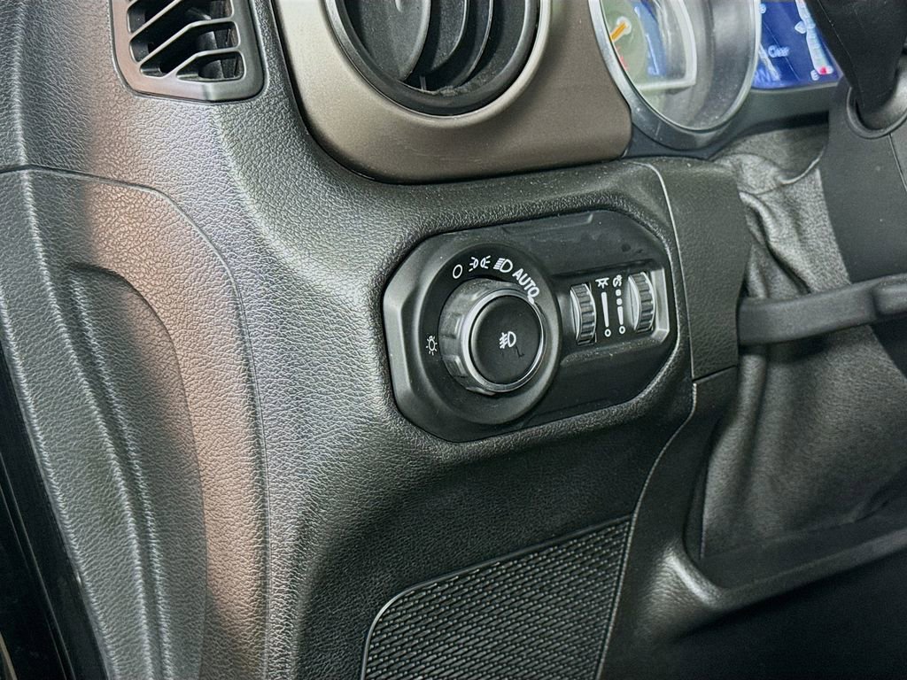 Used 2020 Jeep Wrangler Unlimited Sport S AWD/4WD image 11
