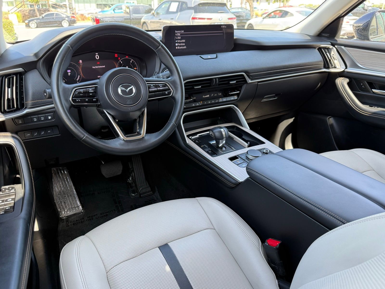 Used 2024 MAZDA CX-90 Plug-In Hybrid w/ Premium Pkg image 30