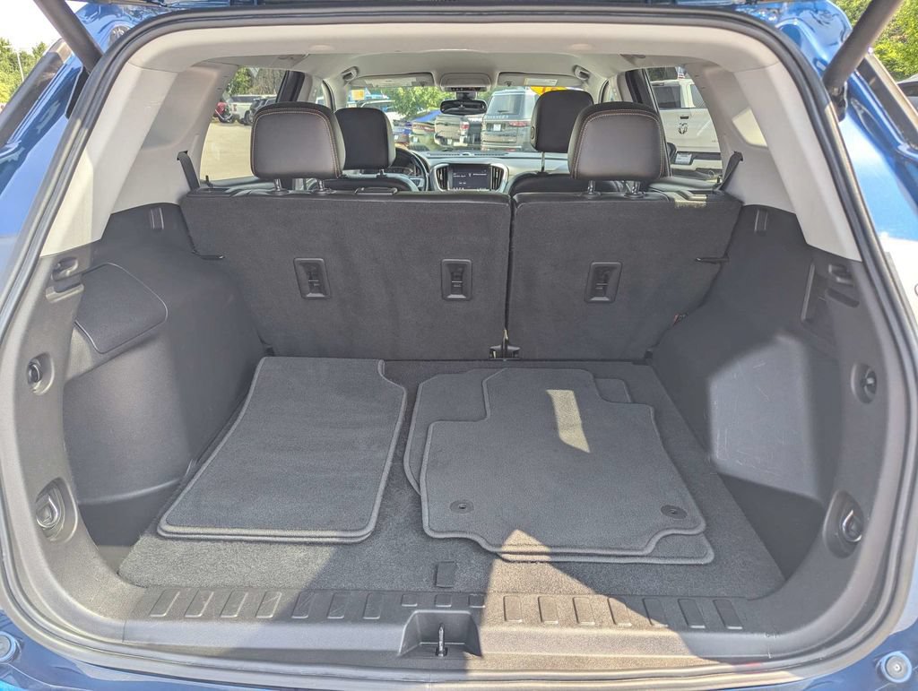 Used 2021 GMC Terrain SLT AWD/4WD image 12