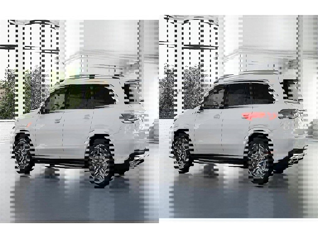 New 2026 Mercedes-Benz GLS 450 4MATIC image 31