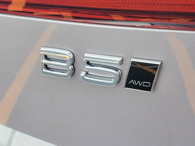 New 2026 Volvo XC60 B5 Ultra w/ Protection Package Premier AWD/4WD image 8