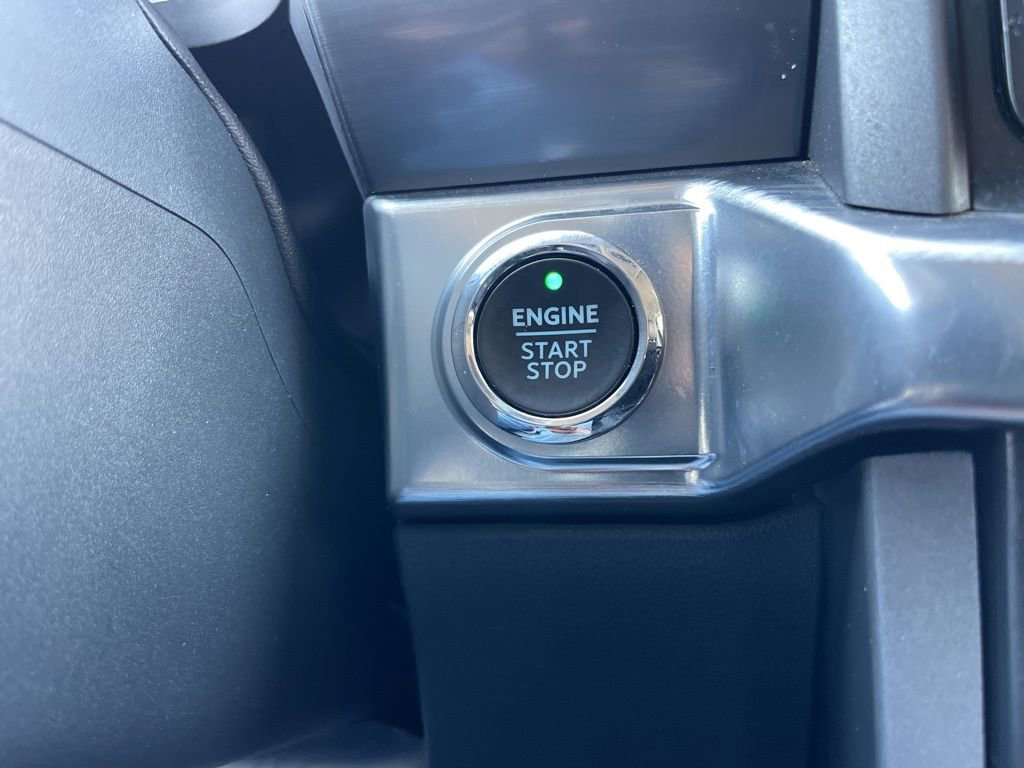 Certified 2022 Ford F150 Lariat image 14