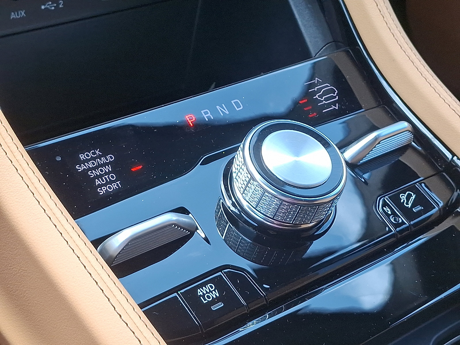 New 2025 Jeep Grand Cherokee L Summit image 9