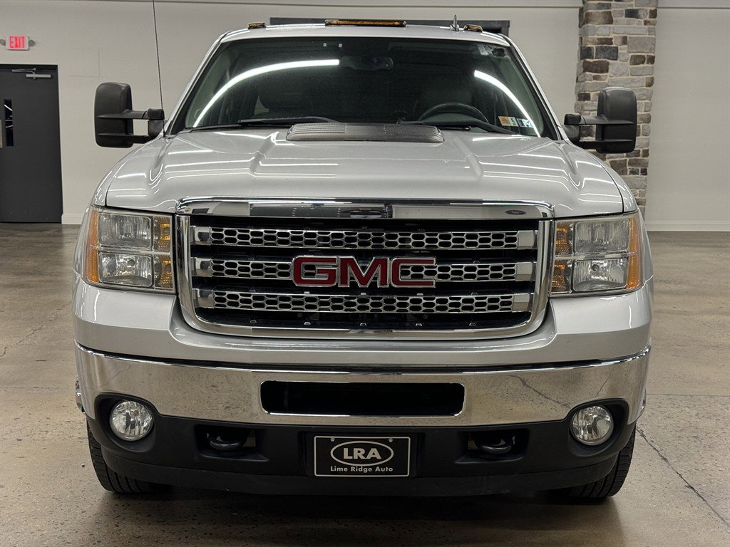 Used 2014 GMC Sierra 3500 SLT w/ Snow Plow Prep Package image 2