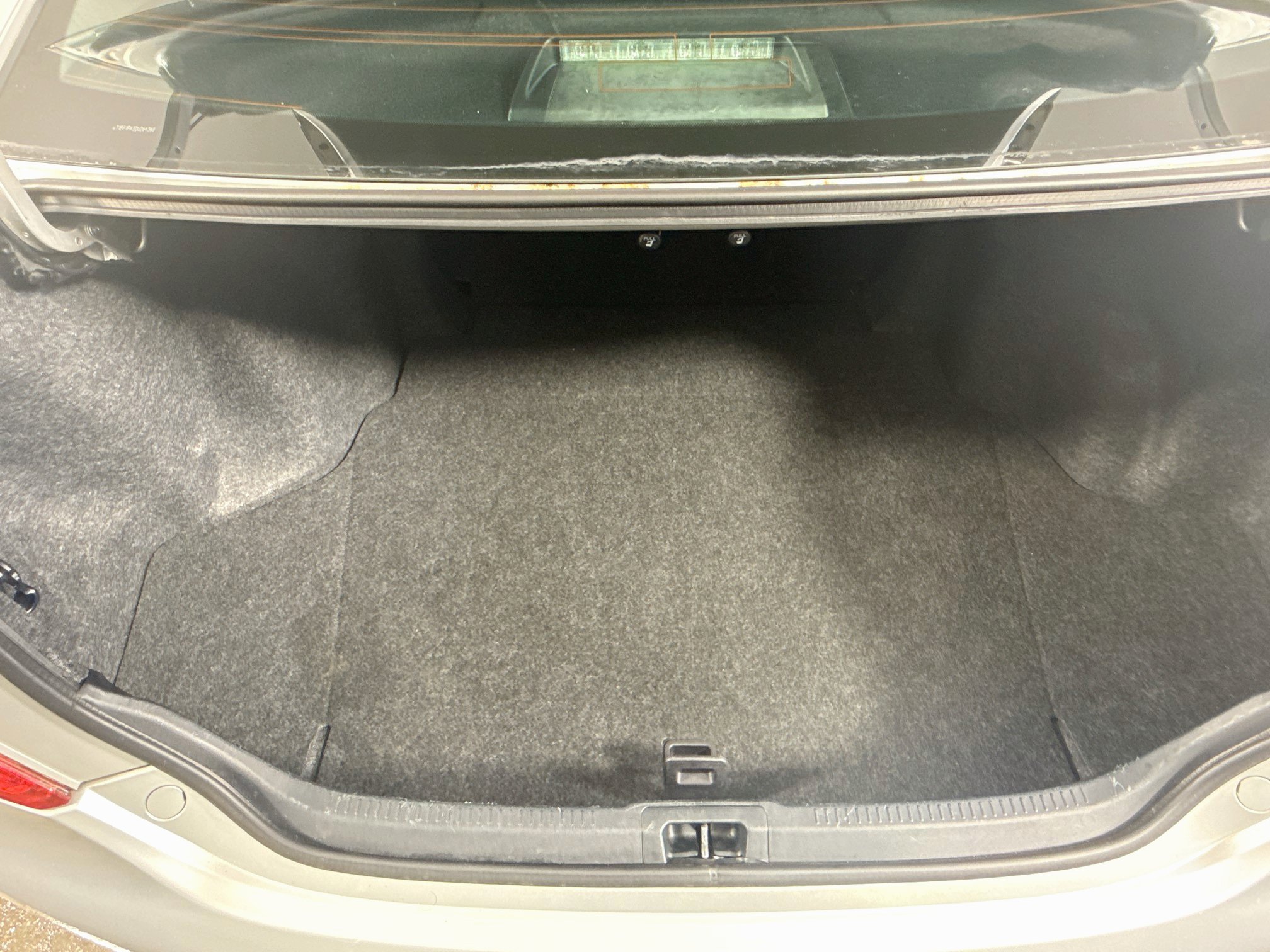 Used 2013 Toyota Camry LE FWD image 22
