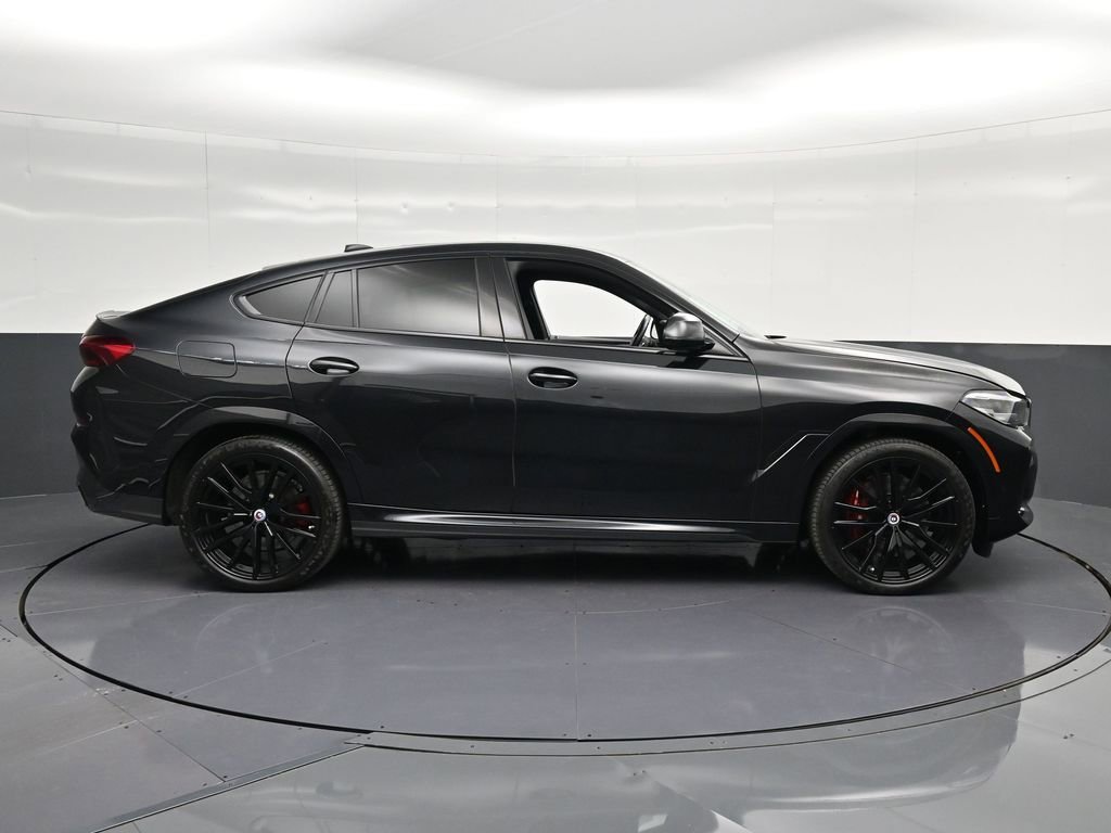 Used 2023 BMW X6 M50i w/ Dynamic Handling Package AWD/4WD image 4