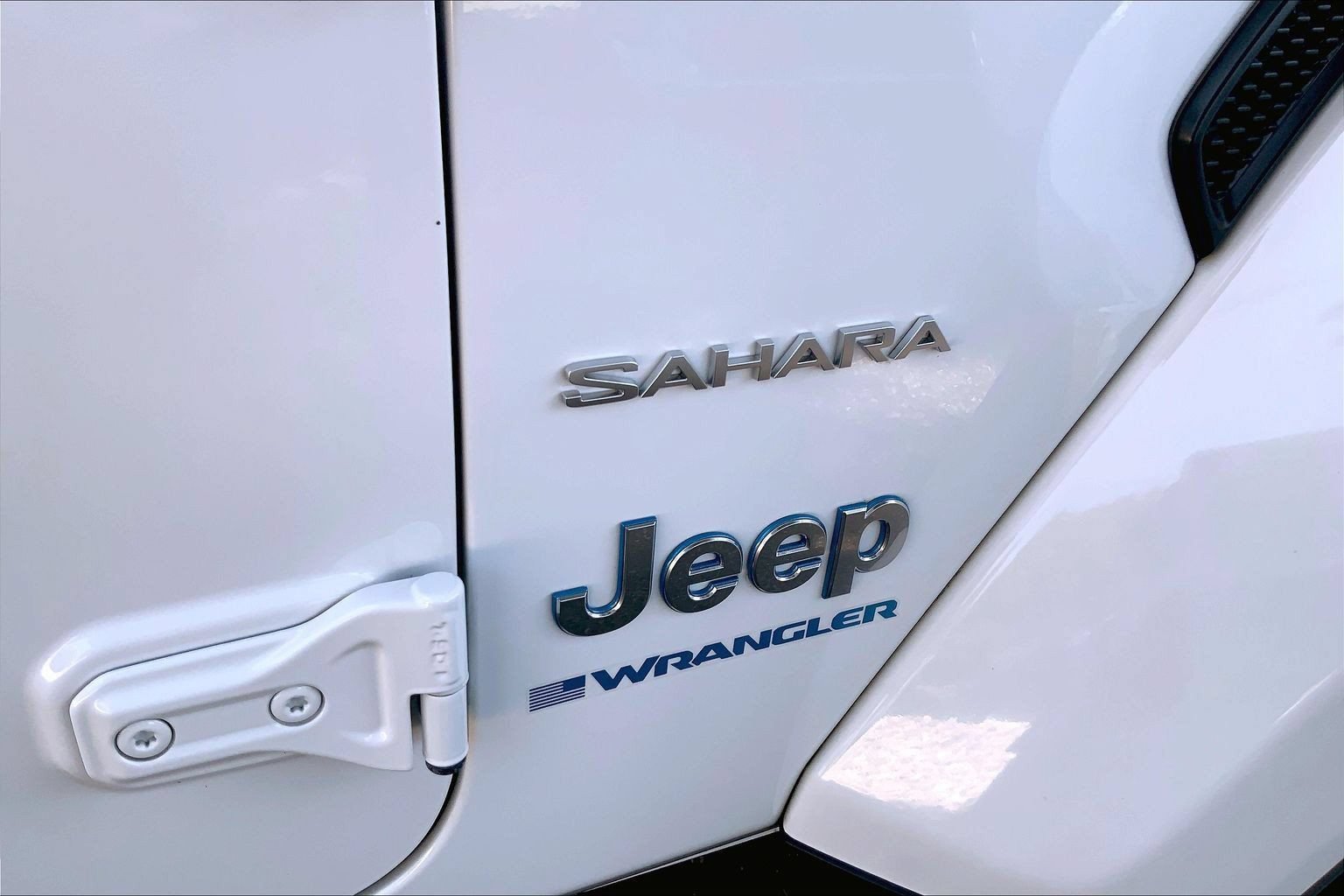 Certified 2024 Jeep Wrangler Unlimited Sahara w/ Technology Group AWD/4WD image 26