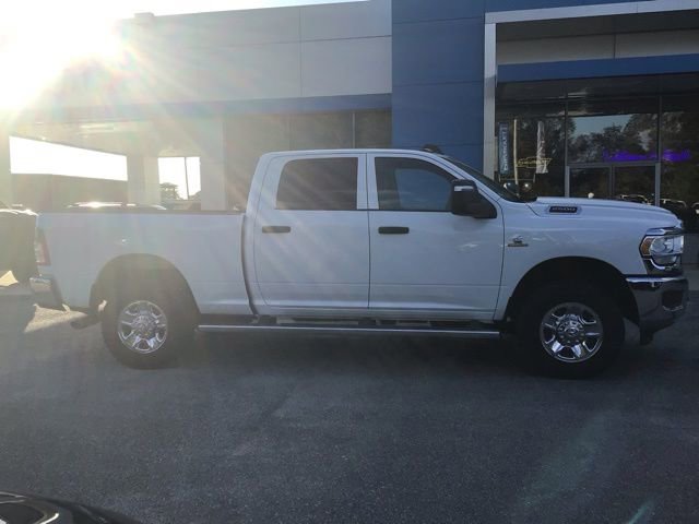 Used 2024 RAM 2500 Tradesman w/ Chrome Appearance Group image 6