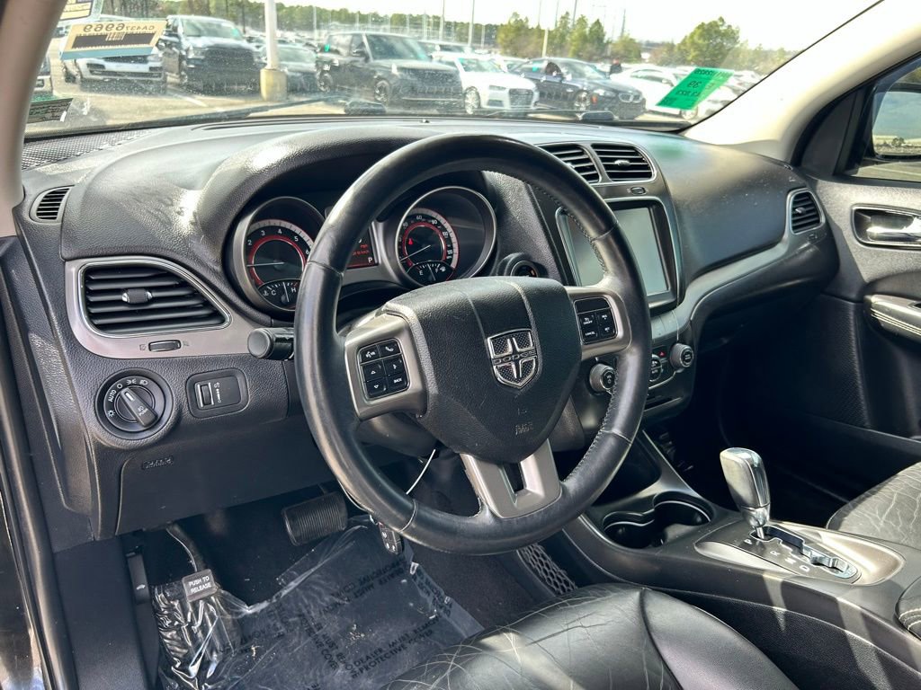 Used 2015 Dodge Journey Crossroad w/ Flexible Seating Group image 9