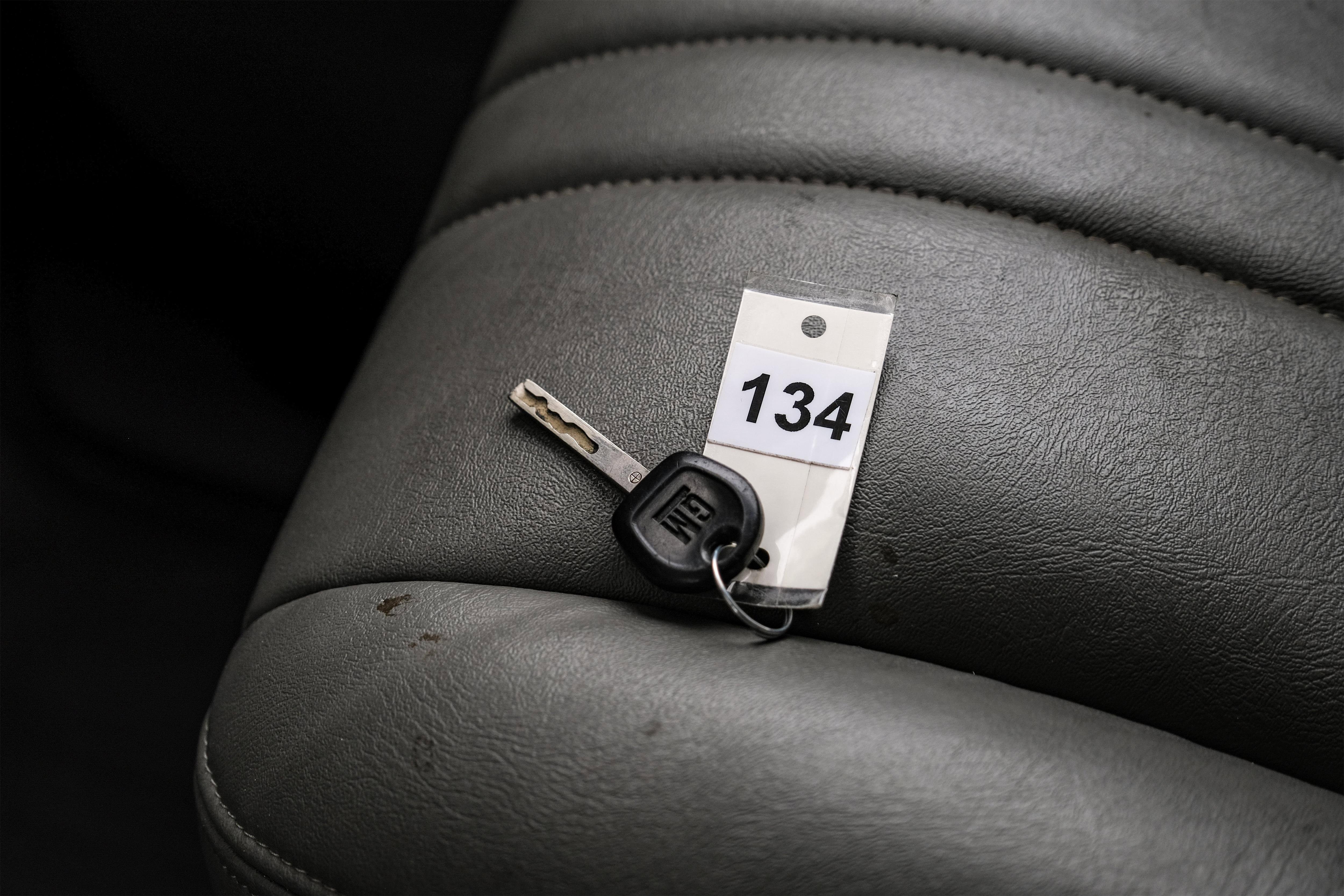 Used 2021 Chevrolet Express 2500 w/ Driver Convenience Package image 38