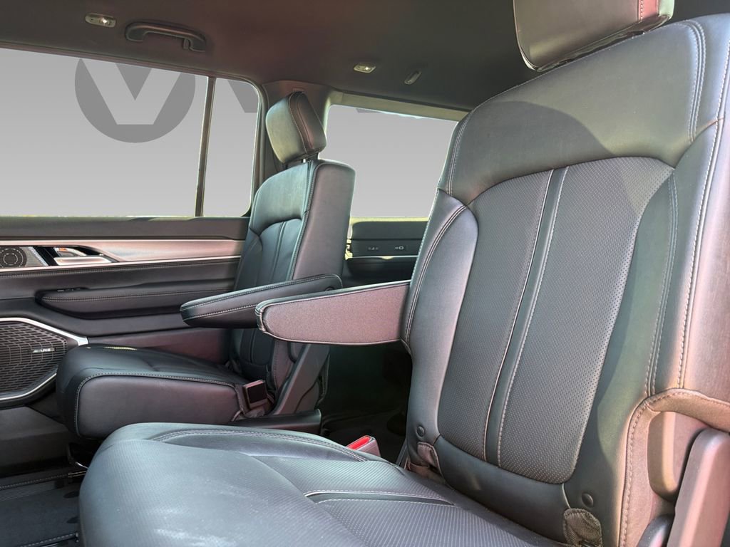 New 2026 Jeep Grand Wagoneer Limited image 4