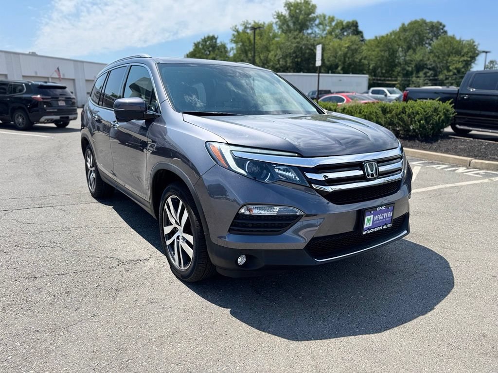 Used 2018 Honda Pilot Touring image 9