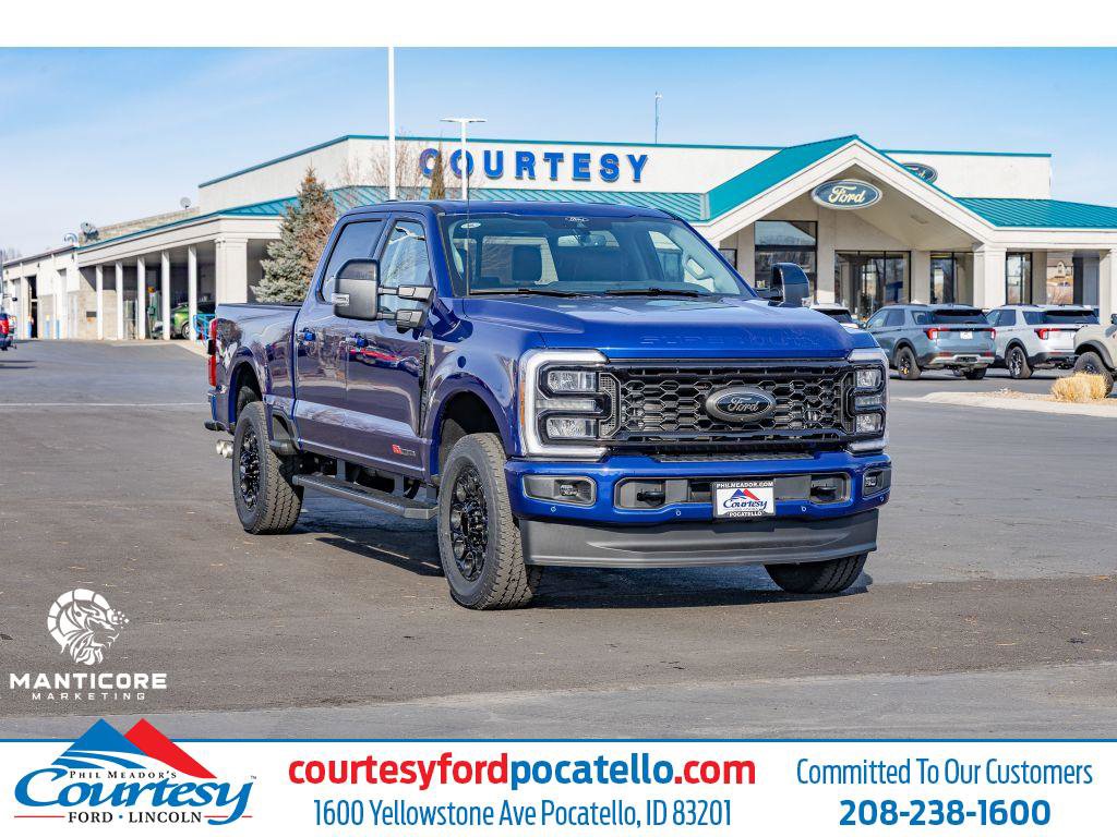 New 2026 Ford F350 Lariat w/ Black Appearance Package
