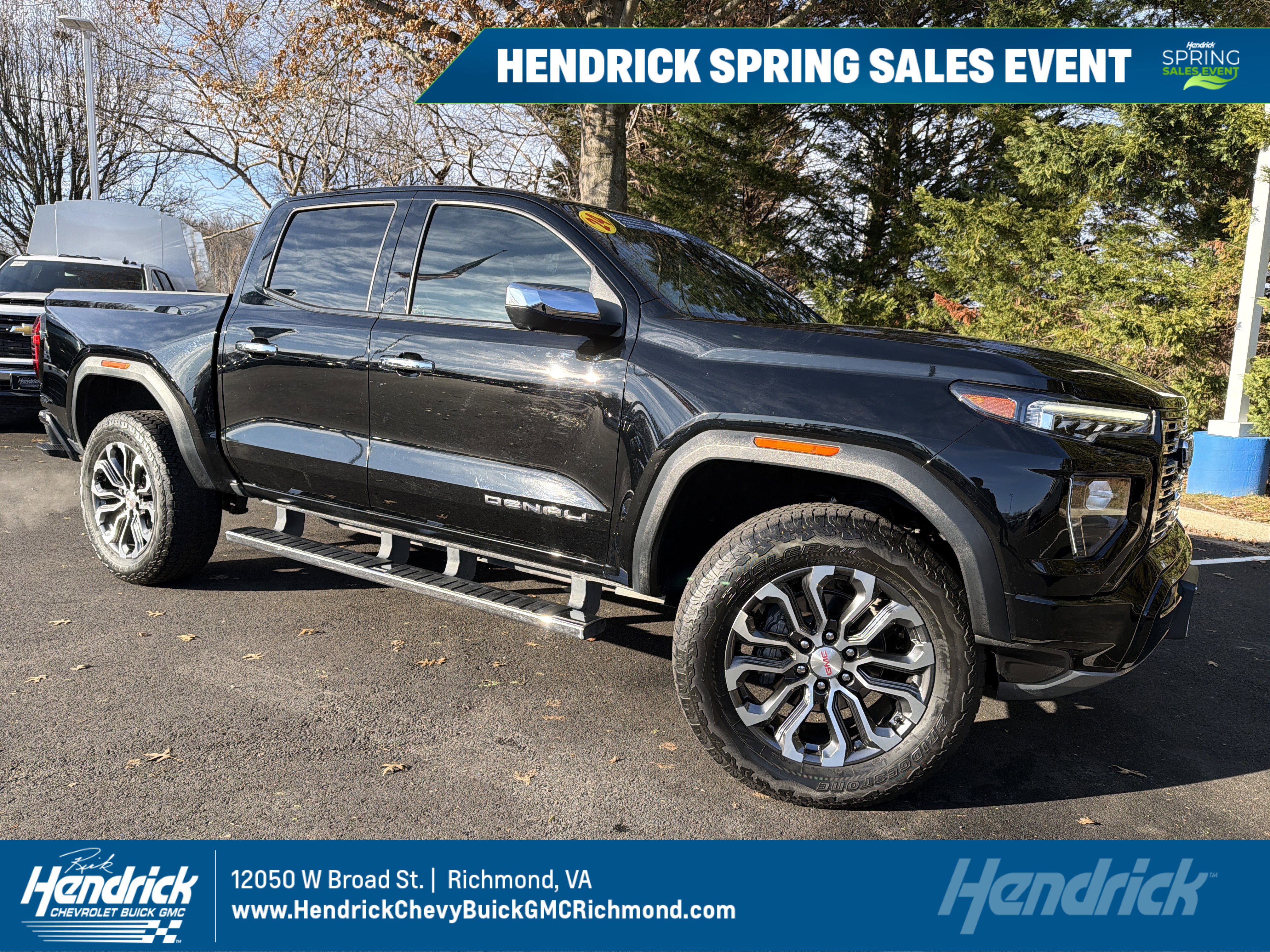 Used 2024 GMC Canyon Denali AWD/4WD image 1