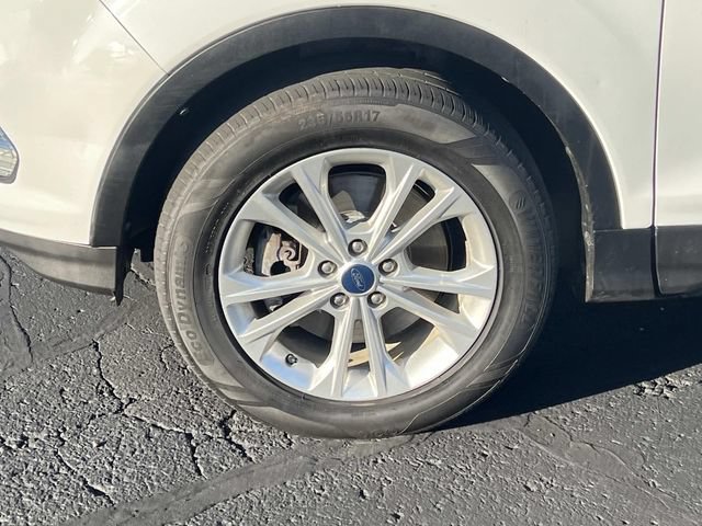 Certified 2019 Ford Escape SE AWD/4WD image 9