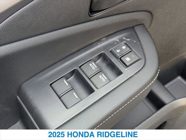 New 2025 Honda Ridgeline Sport image 13