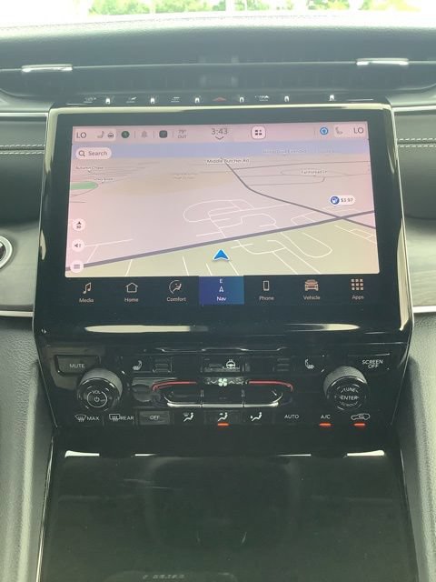 Certified 2023 Jeep Grand Cherokee Limited AWD/4WD image 31