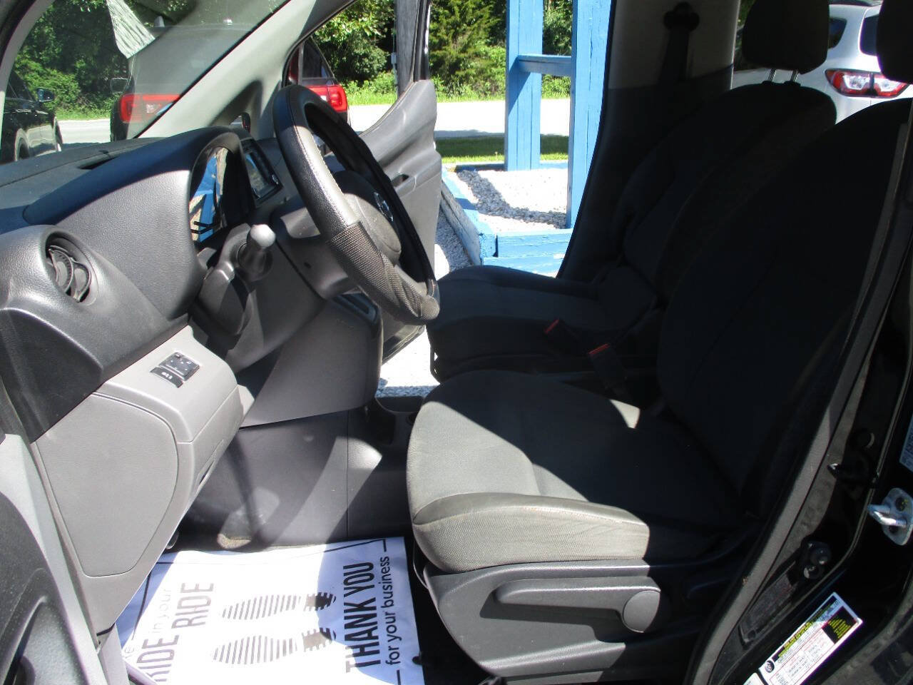 Used 2014 Nissan NV200 SV w/ Technology Package FWD image 19