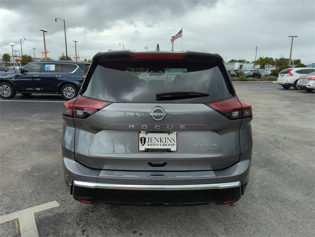 New 2026 Nissan Rogue Platinum image 6