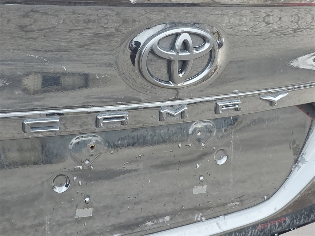 Used 2021 Toyota Camry SE w/ TRD Appearance Package (TMS) image 12