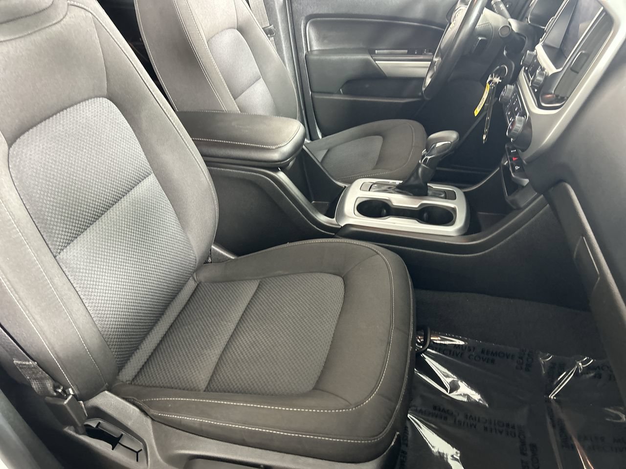Used 2022 Chevrolet Colorado LT RWD image 26