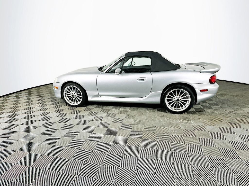 Used 2001 MAZDA MX-5 Miata image 6