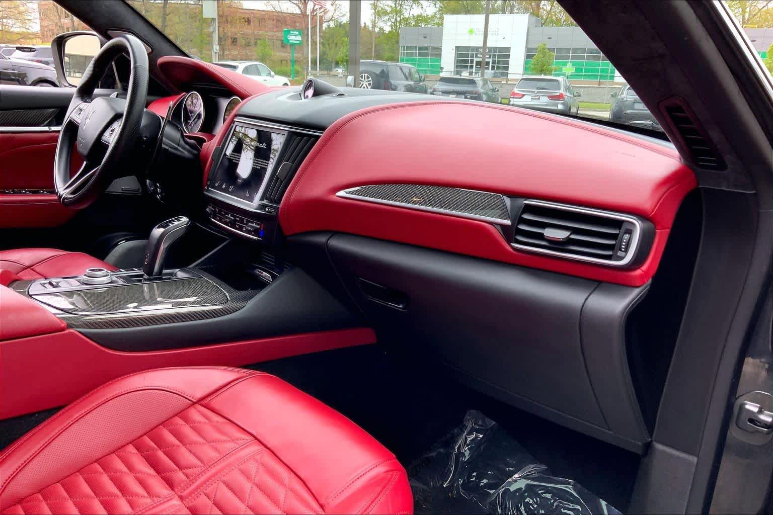 Used 2021 Maserati Levante Trofeo AWD/4WD image 18