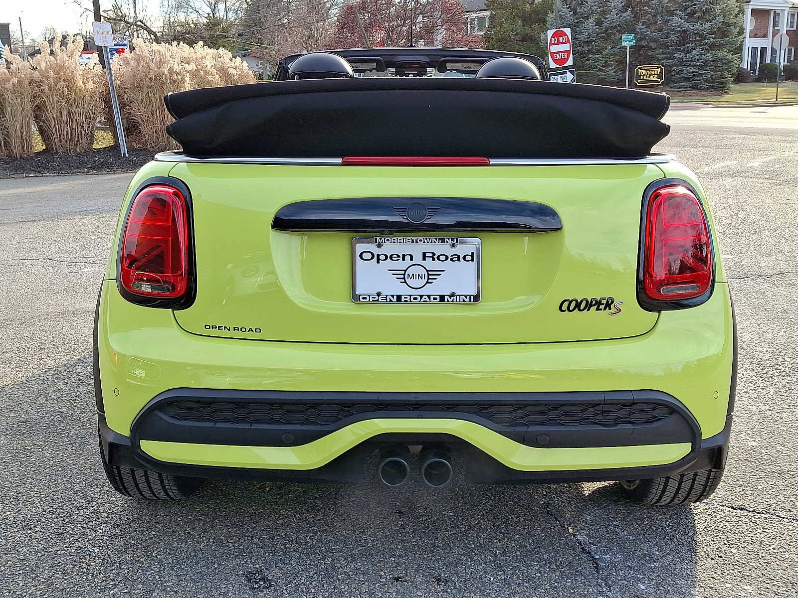 Used 2022 MINI Cooper S w/ Driver Assistance Package image 5