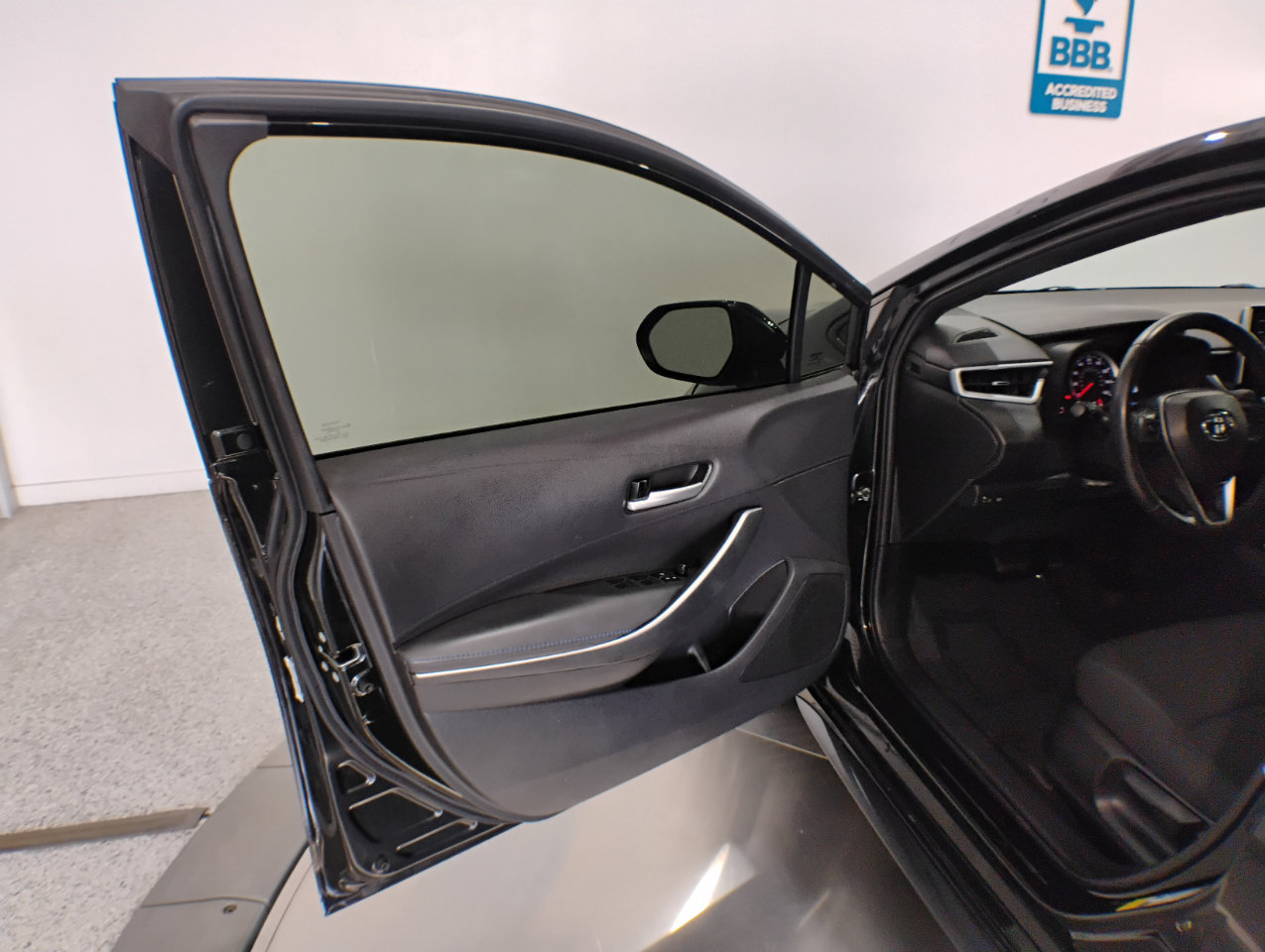 Used 2020 Toyota Corolla SE image 21