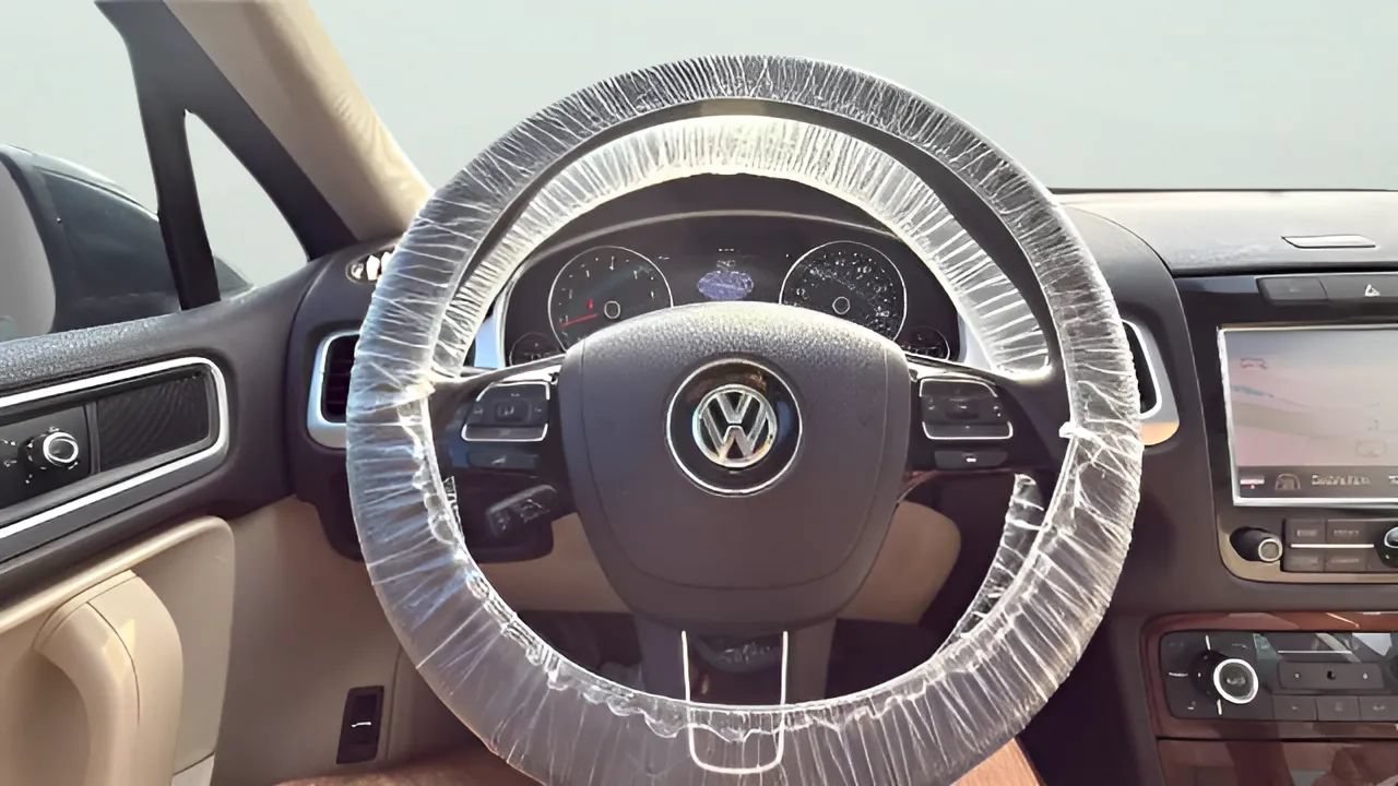 Used 2012 Volkswagen Touareg Executive AWD/4WD image 14