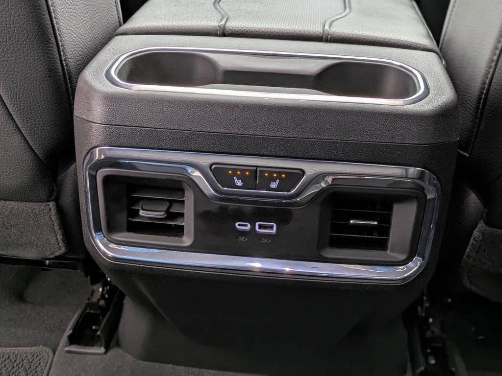Used 2024 GMC Sierra 1500 Denali image 14