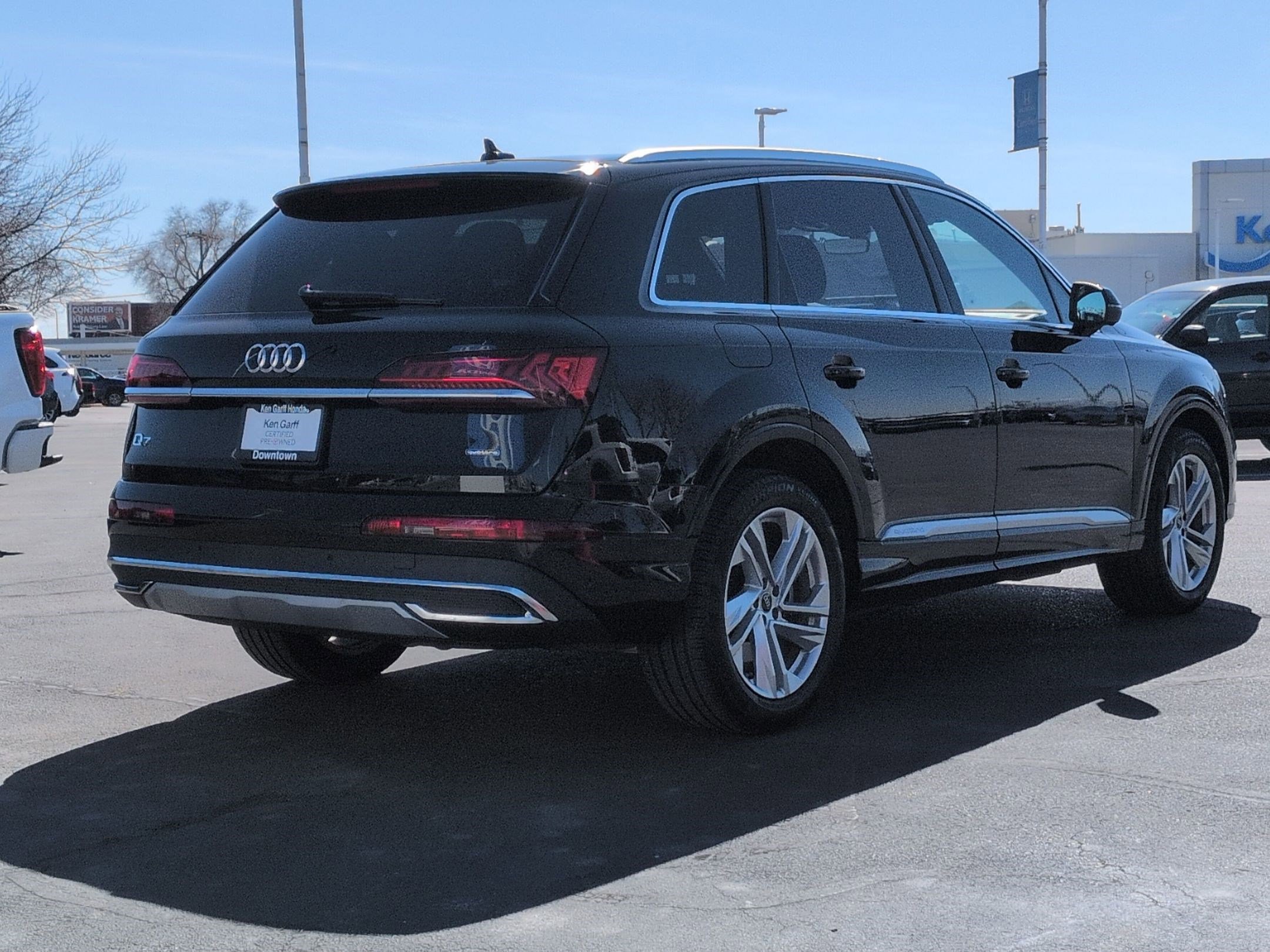 Used 2023 Audi Q7 3.0T Premium Plus image 3