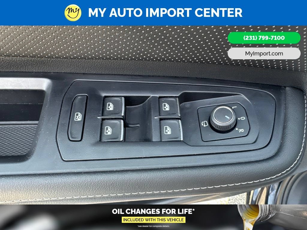 Used 2025 Volkswagen Atlas Cross Sport SEL Premium R-Line AWD/4WD image 11