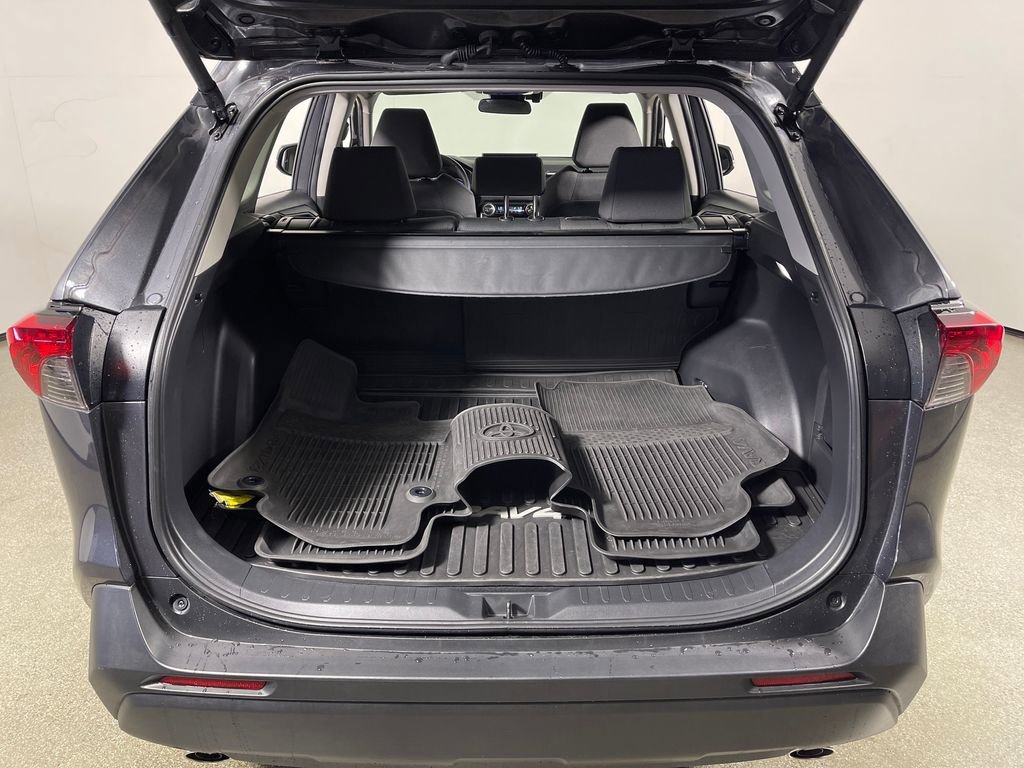 Certified 2024 Toyota RAV4 XLE w/ Convenience Package image 10