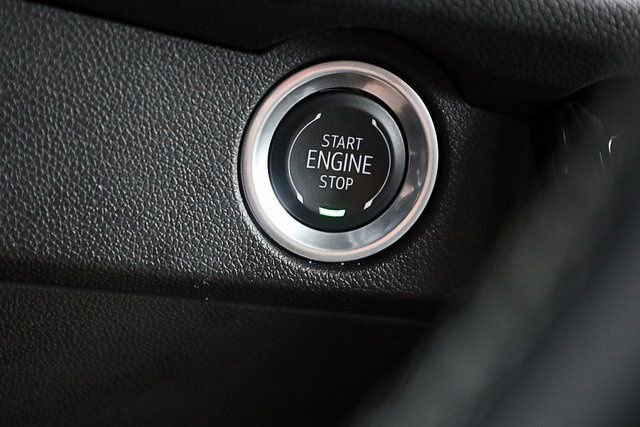 Used 2024 Chevrolet Traverse Z71 image 8