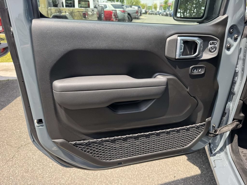 New 2026 Jeep Gladiator Sport AWD/4WD image 24