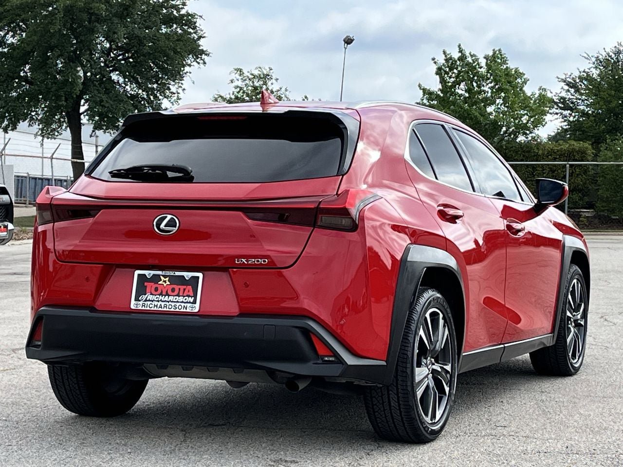 Used 2021 Lexus UX 200 w/ Premium Package FWD image 4