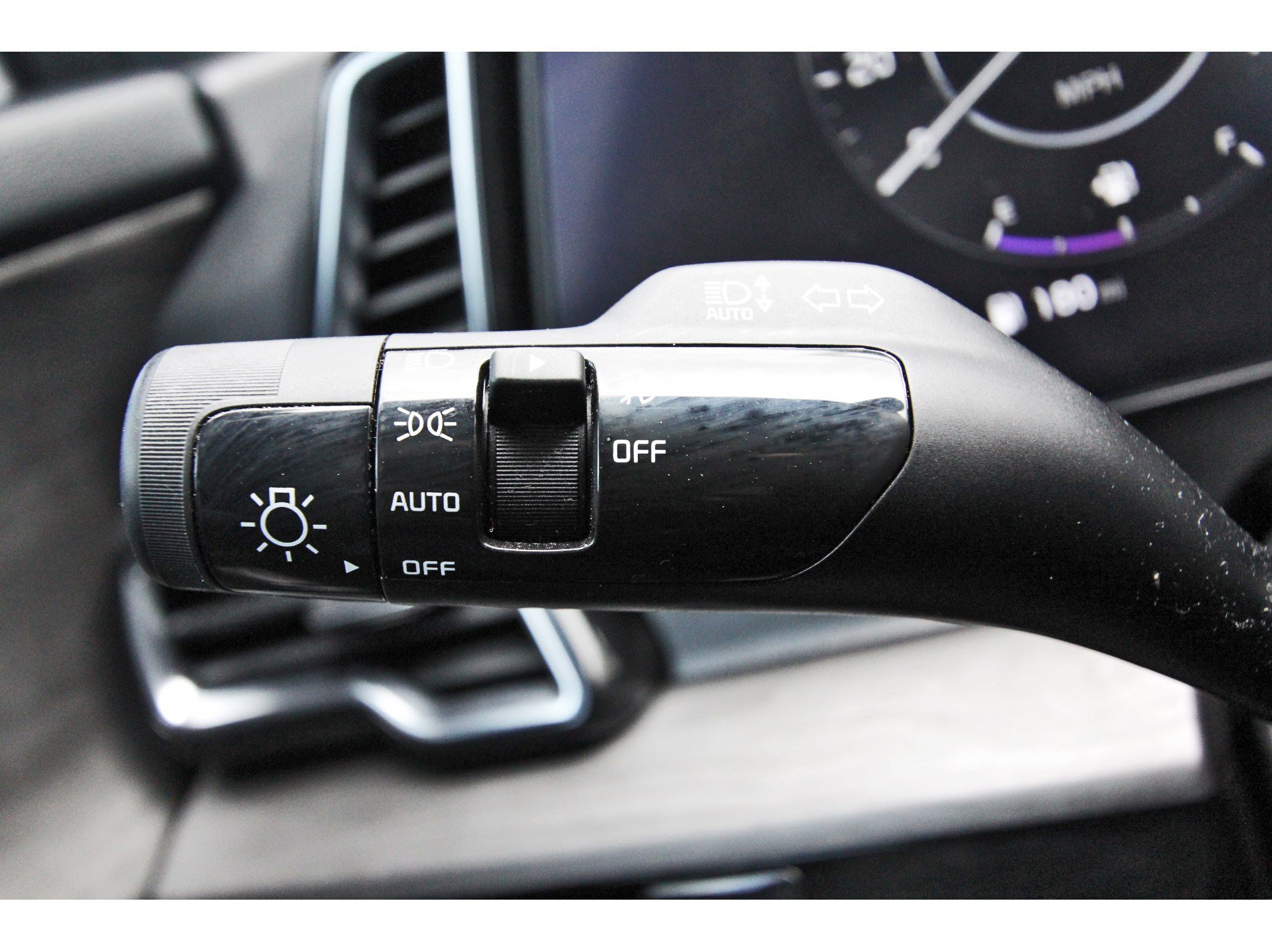 Certified 2023 Kia Sportage X-Pro AWD/4WD image 17