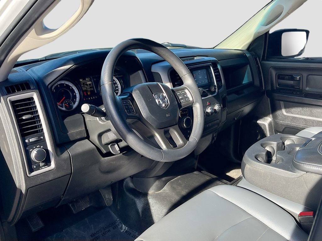 Used 2021 RAM 1500 Tradesman w/ Chrome Appearance Group AWD/4WD image 9