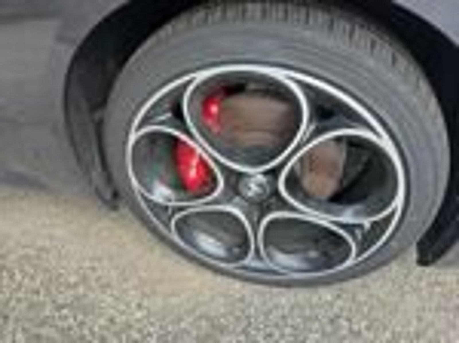 Used 2024 Alfa Romeo Giulia Veloce AWD/4WD image 21