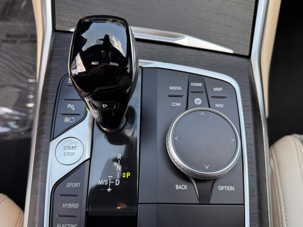 Used 2022 BMW 330e RWD image 59